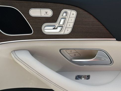 New 2026 Mercedes-Benz GLE 350 4MATIC image 17