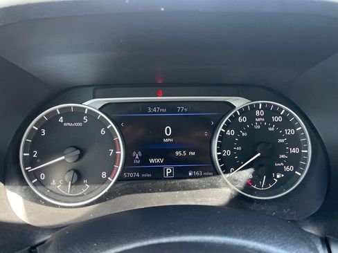 Used 2024 Nissan Sentra SV FWD image 21