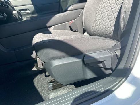 New 2026 Nissan Kicks SV w/ SV Premium Package AWD/4WD image 30