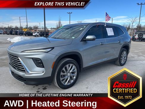 Used 2025 Buick Enclave Preferred image 1