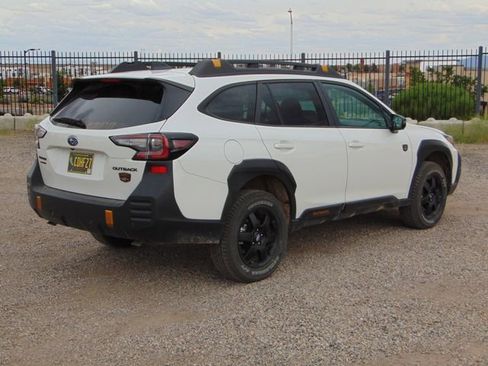 Used 2025 Subaru Outback Wilderness AWD/4WD image 4