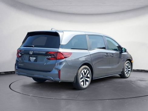 New 2026 Honda Odyssey EX-L image 3