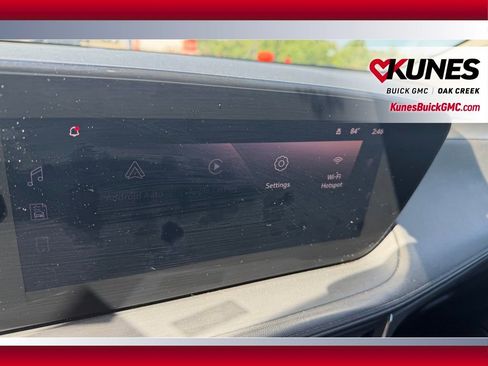 Used 2025 Buick Encore GX Preferred FWD image 22