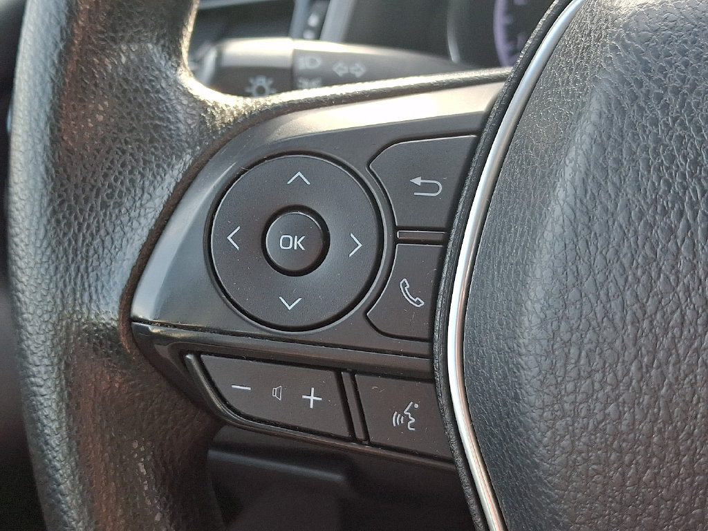 Certified 2018 Toyota Camry LE w/ Convenience Package FWD image 19