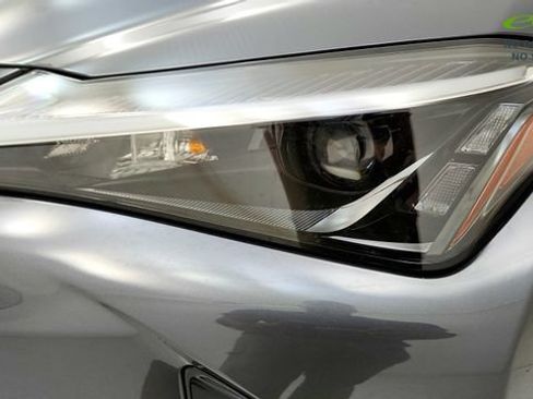 Used 2025 Lexus UX 300h FWD image 24