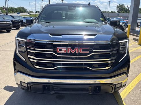 New 2026 GMC Sierra 1500 SLT w/ SLT Premium Package AWD/4WD image 10