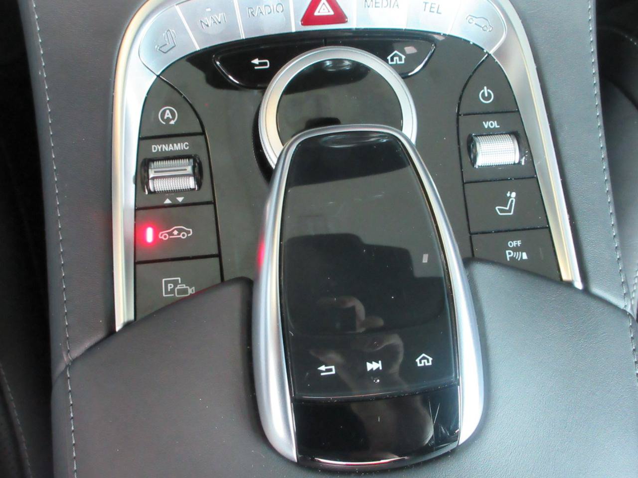 Used 2020 Mercedes-Benz S 560 4MATIC Coupe w/ AMG Line Exterior image 69