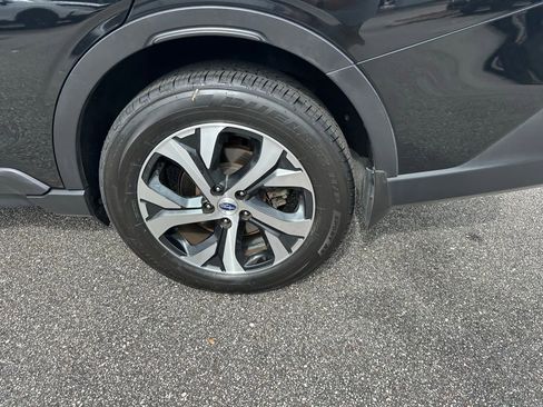 Used 2021 Subaru Outback Touring image 10