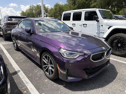 Used 2025 BMW 230i Coupe RWD image 1