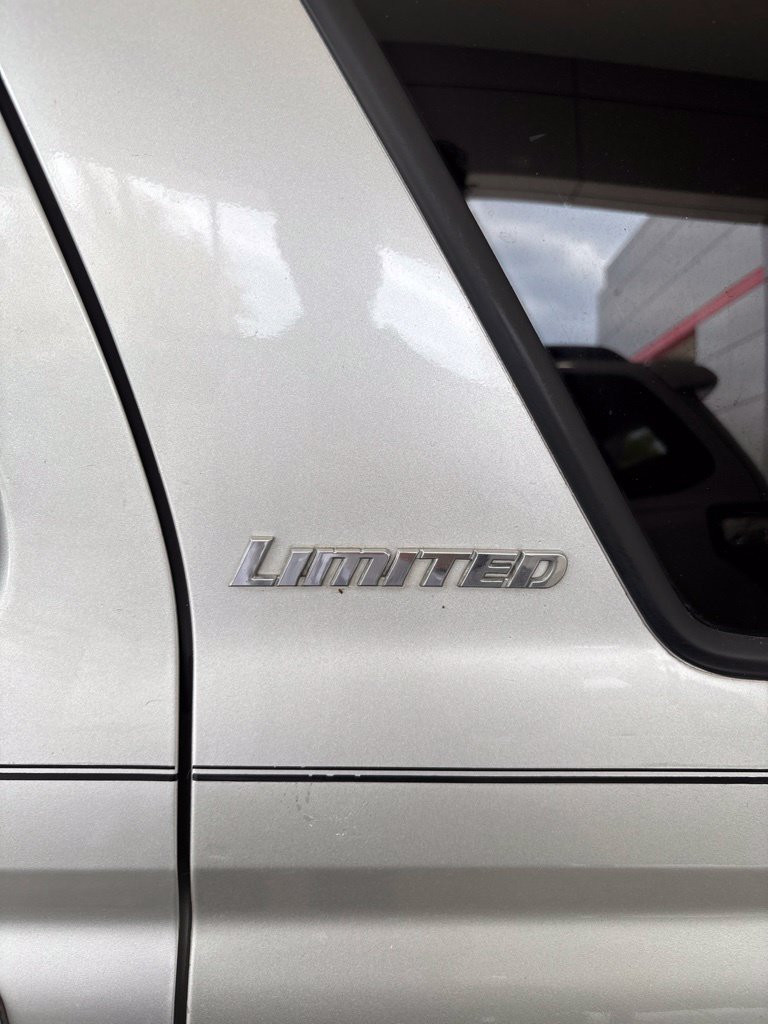 Used 2001 Toyota 4Runner Limited RWD image 8