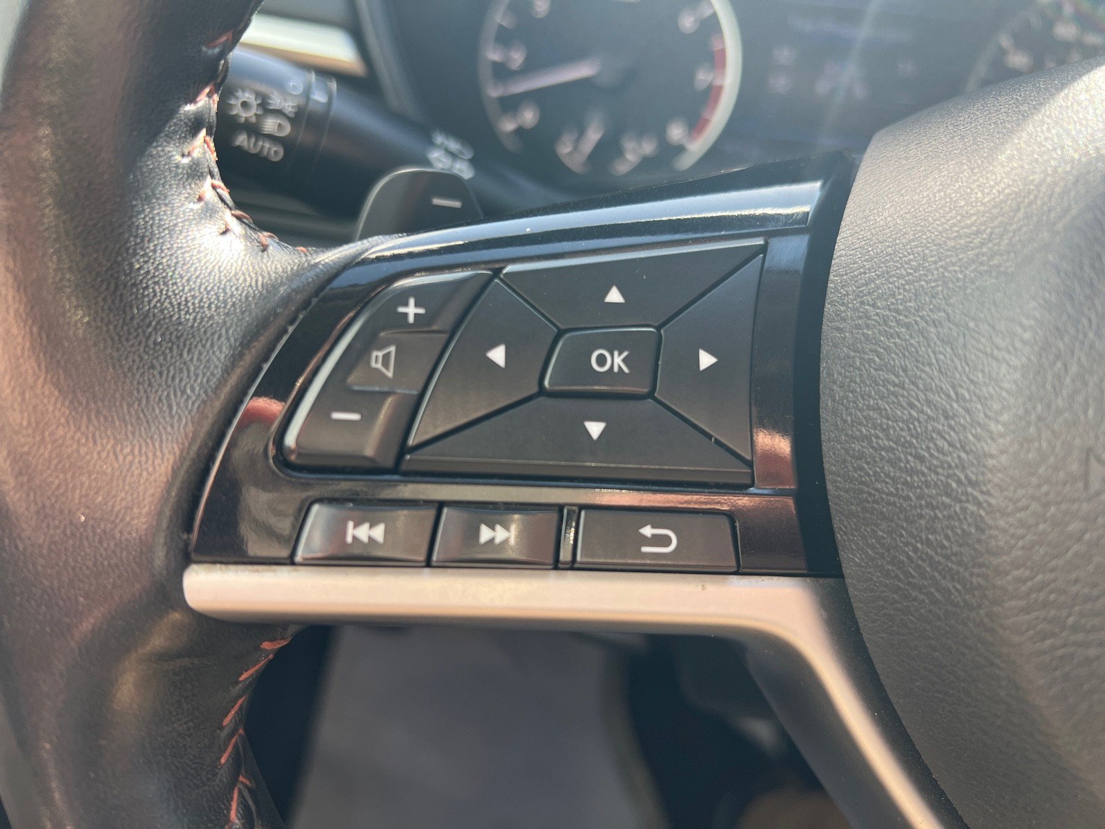 Used 2021 Nissan Altima 2.5 SR FWD image 26