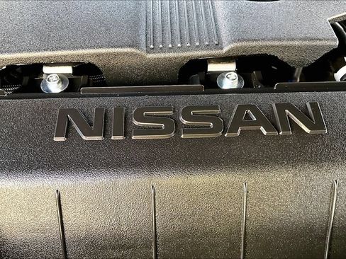 Used 2025 Nissan Frontier SV RWD image 31