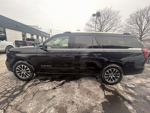 Used 2025 Ford Expedition Max Platinum image 4
