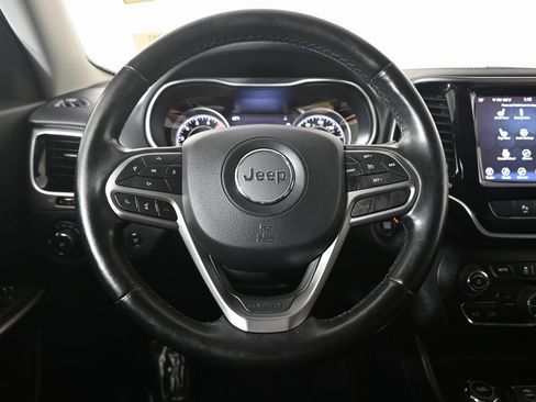 Used 2020 Jeep Cherokee Limited image 35