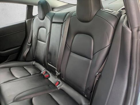 Used 2023 Tesla Model 3 Performance image 17