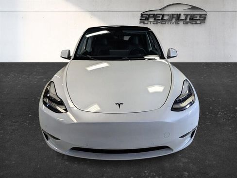 Used 2021 Tesla Model Y Long Range AWD/4WD image 6