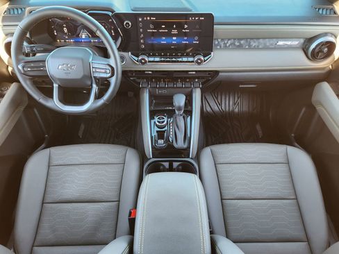 Used 2025 Chevrolet Colorado ZR2 w/ Technology Package image 29