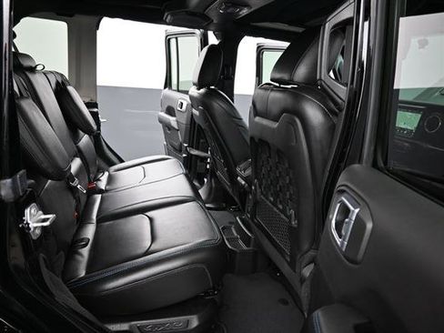 Used 2023 Jeep Wrangler Unlimited Rubicon 4xe AWD/4WD image 17