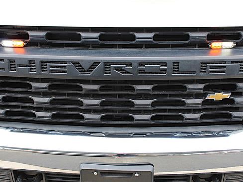 Used 2023 Chevrolet Silverado 3500 W/T image 18