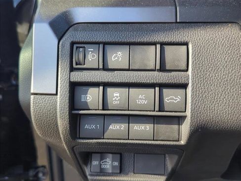 Certified 2025 Toyota Tacoma TRD Off-Road w/ TRD Off Road Premium Package AWD/4WD image 10