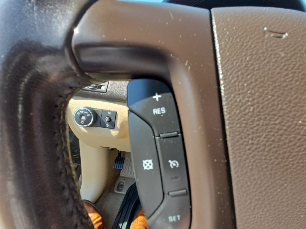 Used 2008 Buick Enclave CXL w/ Entertainment Package #3 FWD image 26