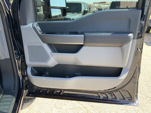 Used 2025 Ford F250 XLT AWD/4WD image 54