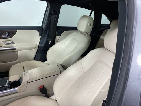 Used 2021 Mercedes-Benz GLA 250 4MATIC image 9