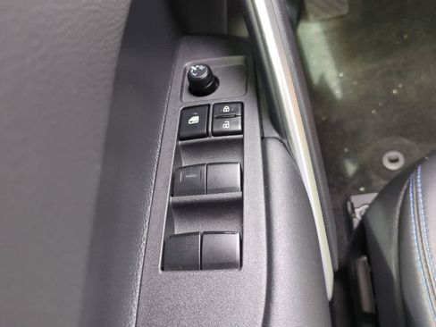 Used 2024 Toyota Corolla Cross AWD Hybrid w/ Convenience Package image 23