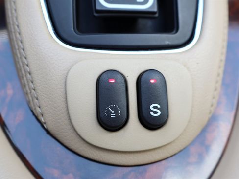 Used 2003 Jaguar XJ8 L RWD image 37