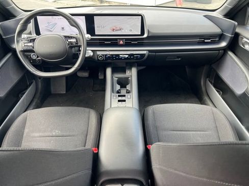 Used 2024 Hyundai Ioniq 6 SE RWD image 14