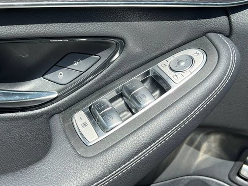 Used 2021 Mercedes-Benz C 300 4MATIC Sedan w/ Premium Package image 16