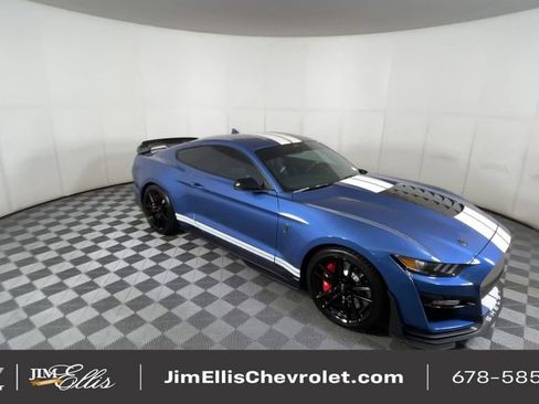 Used 2021 Ford Mustang Shelby GT500 w/ Technology Package image 2