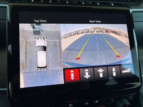 New 2025 Jeep Grand Cherokee Limited image 18