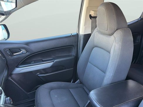 Used 2019 Chevrolet Colorado LT w/ LT Convenience Package AWD/4WD image 14