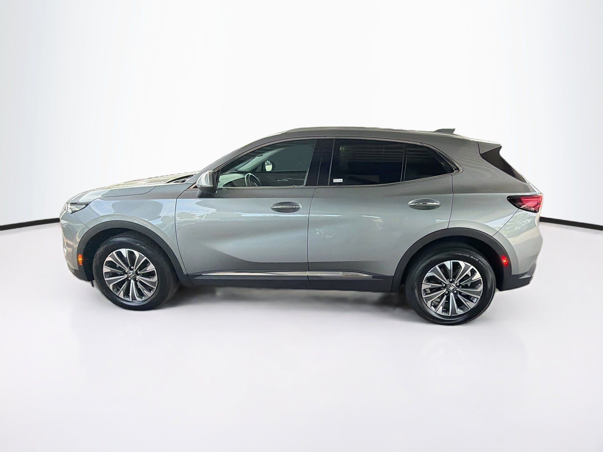 Used 2024 Buick Envision Preferred AWD/4WD image 4