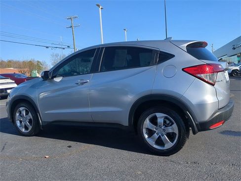 Used 2022 Honda HR-V LX image 6