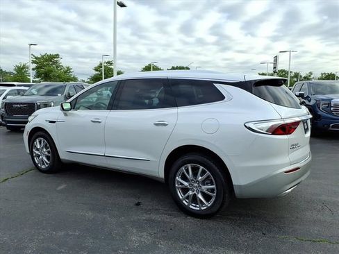 Used 2023 Buick Enclave Premium w/ Experience Buick Package FWD image 11