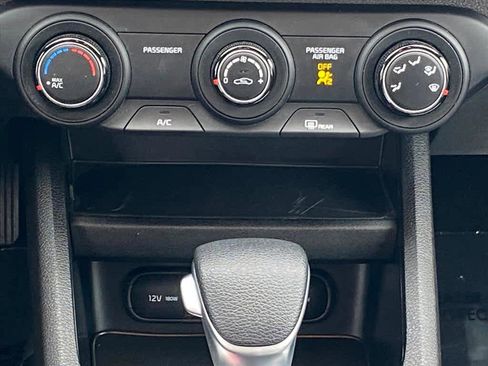 Used 2022 Kia Forte LXS image 11