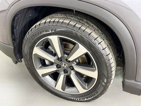 Used 2023 Honda Pilot Elite image 35