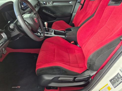 Used 2025 Honda Civic Type R image 12