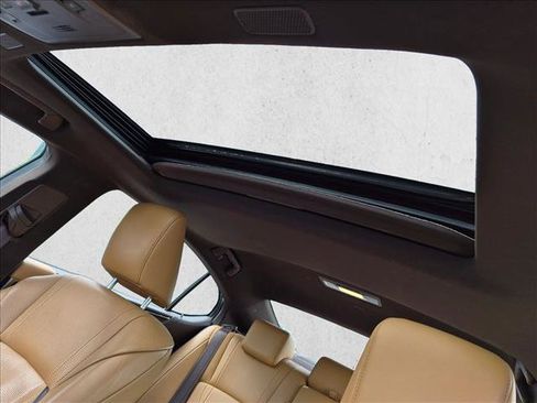 Used 2019 Lexus ES 300h w/ Accessory Package 2 FWD image 13