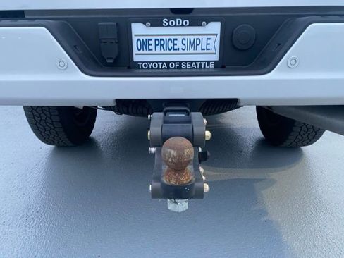 Used 2024 GMC Sierra 3500 Denali Ultimate image 11