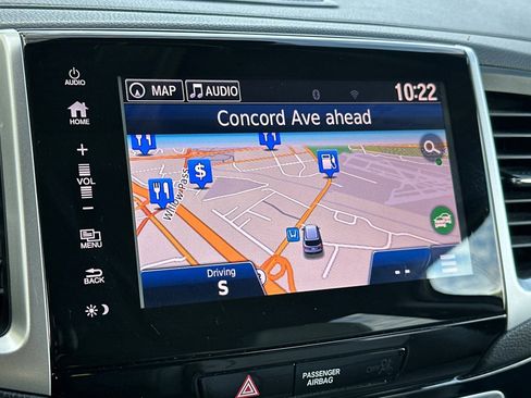 Used 2017 Honda Pilot Touring image 24