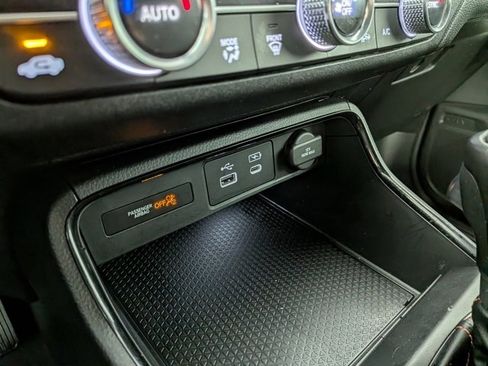 Certified 2023 Honda CR-V Sport image 11