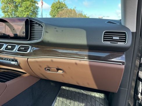 New 2026 Mercedes-Benz GLE 450 4MATIC image 40