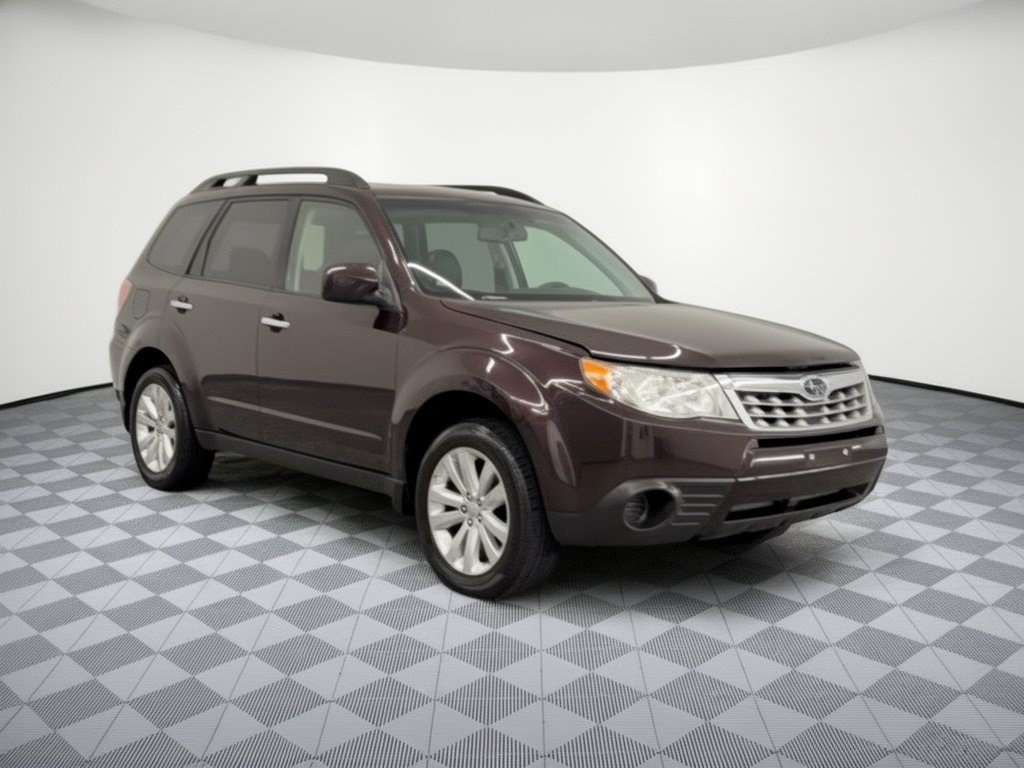 Used 2013 Subaru Forester 2.5X Premium AWD/4WD image 7
