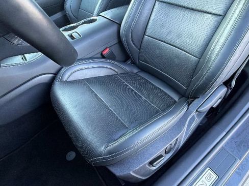 Used 2025 Ford Mustang GT Premium RWD image 15
