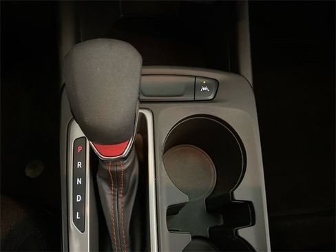 Used 2024 Chevrolet Trax RS image 41