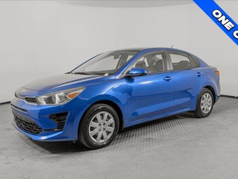 Used 2022 Kia Rio S image 2