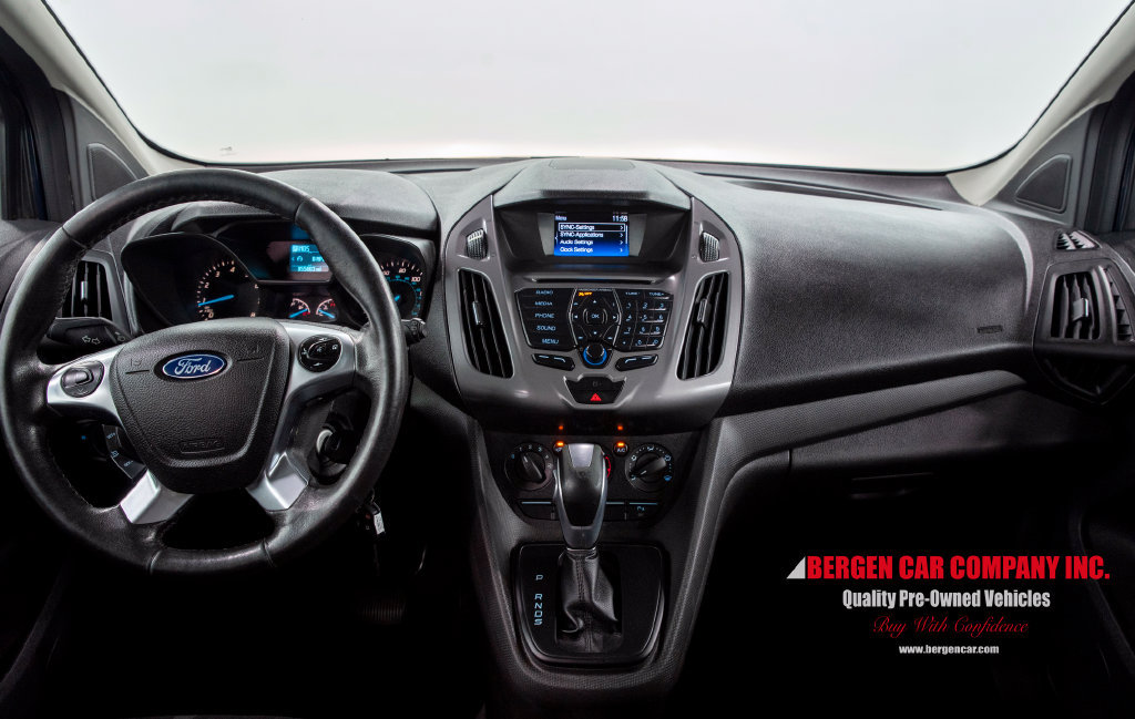 Used 2017 Ford Transit Connect XLT FWD image 14